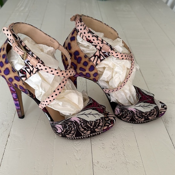 Nine West floral slingback size 8 open toe heel with front straps - Picture 5 of 15